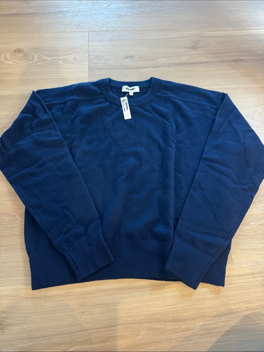 Madewell Crewneck Cashmere Sweater - Picture 8 of 9